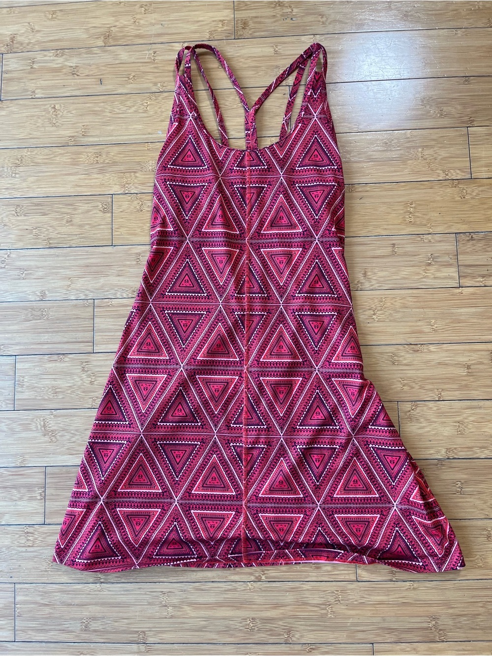 Patagonia Lattice Back Western Red Geometric Mini Exercise Travel Dress